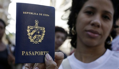 Кубинцы могут без разрешения властей покидать свою страну