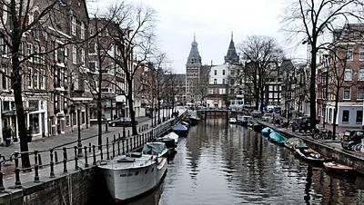 Амстердам празднует 400-летие каналов