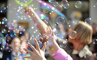 В Москве пройдет парад мыльных пузырей