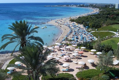 Несмотря на кризис, Кипр открыл туристический сезон