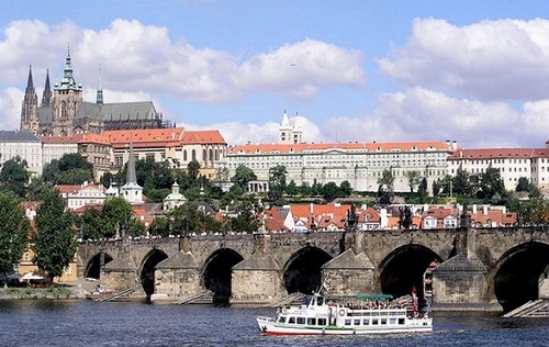 Пражский Карлов мост в Чехии